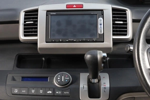 Минивэн Honda Freed 2014 года, 1299000 рублей, Новосибирск