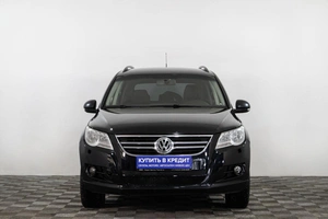 Внедорожник Volkswagen Tiguan 2010 года, 1489000 рублей, Сургут