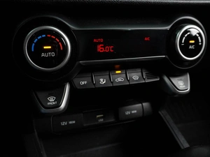 Седан Kia Rio 2020 года, 1649000 рублей, Воронеж