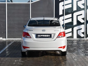 Седан Hyundai Solaris 2014 года, 985000 рублей, Краснодар