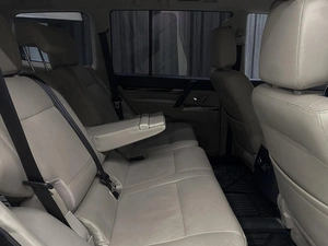 Внедорожник Mitsubishi Pajero 2017 года, 3400000 рублей, Красноярск