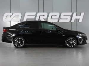 Седан Chevrolet Monza 2023 года, 1750000 рублей, Красный Пахарь