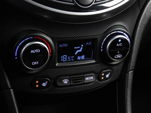 Седан Hyundai Solaris 2016 года, 999000 рублей, Воронеж