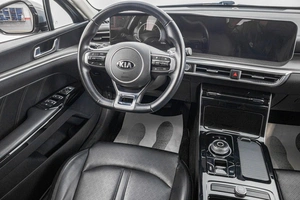 Седан Kia K5 2020 года, 2749000 рублей, Барнаул