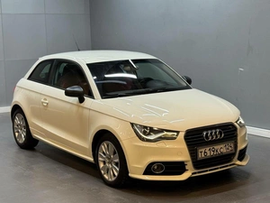 Хетчбэк Audi A1 2012 года, 1047000 рублей, Красноярск