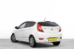 Хетчбэк Hyundai Solaris 2011 года, 799000 рублей, Барнаул