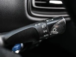 Лифтбек Toyota Prius 2017 года, 1699000 рублей, Кирилловка
