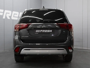 Внедорожник Mitsubishi Outlander 2021 года, 2780000 рублей, Омск
