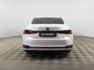 Седан Lexus ES 2021 года, 3386100 рублей, Казань