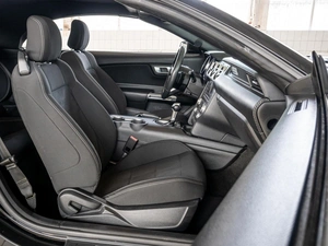 Кабриолет Ford Mustang 2017 года, 2550000 рублей, Краснодар