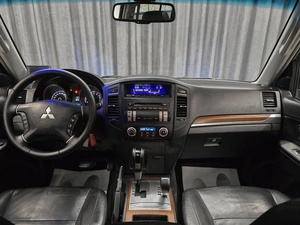 Внедорожник Mitsubishi Pajero 2007 года, 1319000 рублей, Красноярск