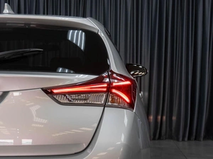 Хетчбэк Toyota Auris 2016 года, 1459000 рублей, Тюмень