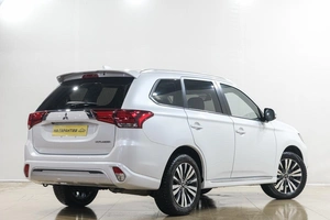 Внедорожник Mitsubishi Outlander 2021 года, 2449000 рублей, Новокузнецк