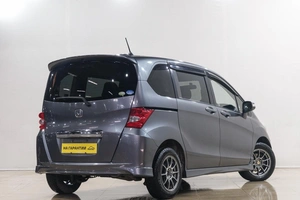 Минивэн Honda Freed 2008 года, 859000 рублей, Новокузнецк