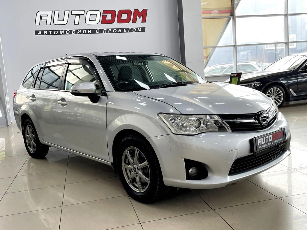Универсал Toyota Corolla Fielder 2013 года, 897000 рублей, Солонцы