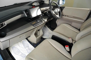 Минивэн Honda Freed 2012 года, 1079000 рублей, Тюмень