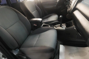 Внедорожник Toyota RAV4 2004 года, 799000 рублей, Челябинск