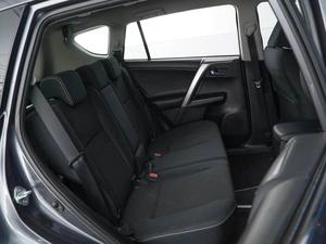 Внедорожник Toyota RAV4 2016 года, 2449077 рублей, Москва