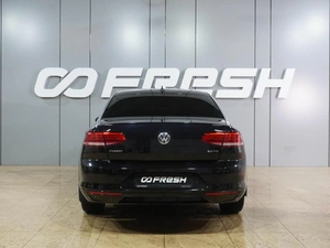 Седан Volkswagen Passat 2017 года, 1799000 рублей, Воронеж