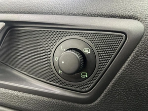 Внедорожник Skoda Yeti 2016 года, 1600000 рублей, Ярославль