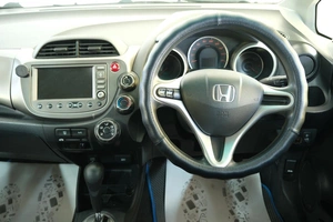 Хетчбэк Honda Fit 2008 года, 659000 рублей, Омск
