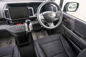 Минивэн Honda Stepwgn 2010 года, 1289000 рублей, Красноярск