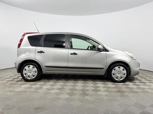 Хетчбэк Nissan Note 2011 года, 530000 рублей, Казань