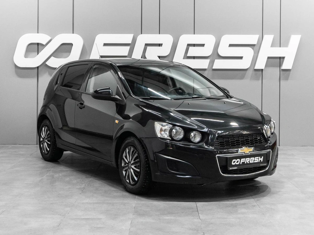 Хетчбэк Chevrolet Aveo 2013 года, 869000 рублей, Тюмень