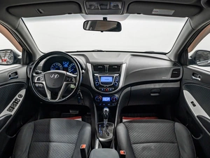 Хетчбэк Hyundai Solaris 2012 года, 950000 рублей, Красноярск