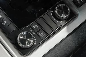 Внедорожник Toyota Land Cruiser 2015 года, 5319000 рублей, Новокузнецк