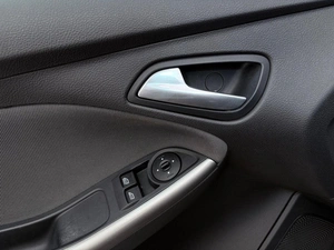 Седан Ford Focus 2011 года, 797000 рублей, Орёл