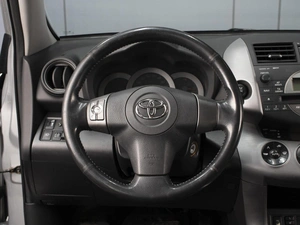 Внедорожник Toyota RAV4 2008 года, 1220000 рублей, Омск