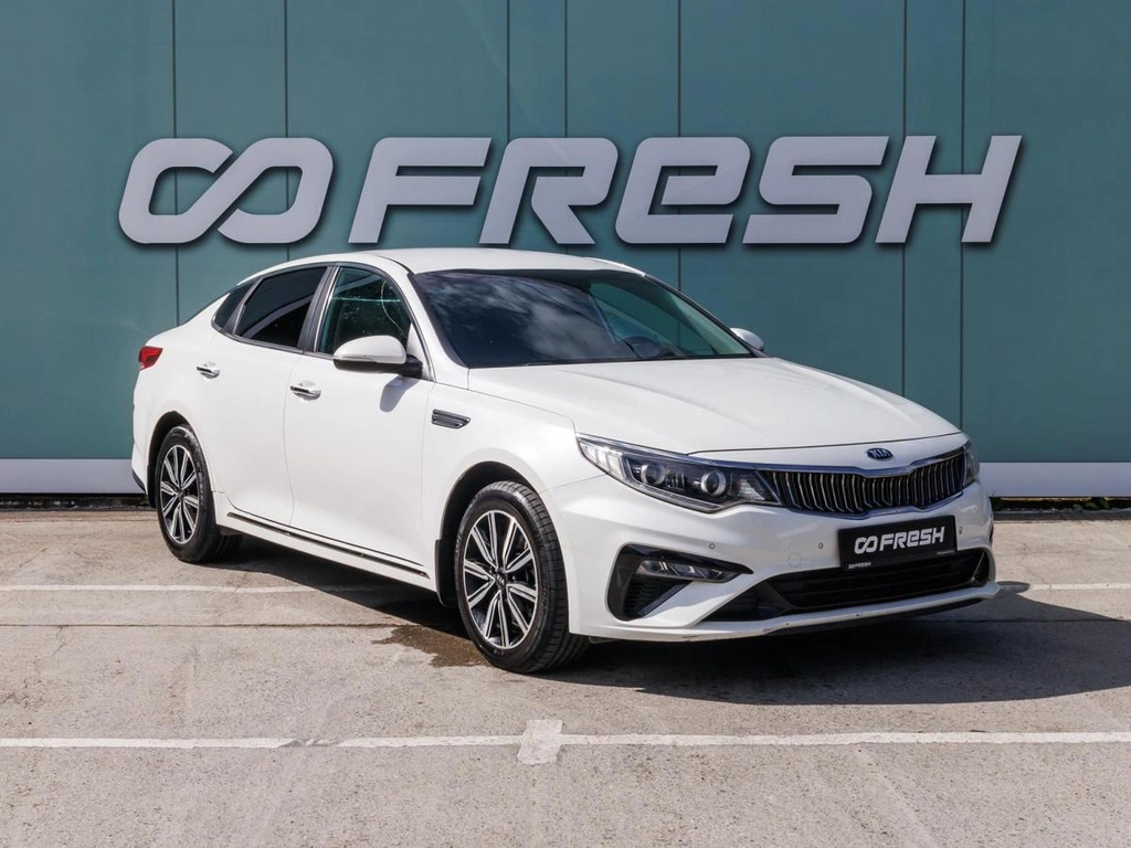 Седан Kia Optima 2019 года, 1420000 рублей, Большой Сочи