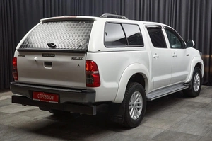 Пикап Toyota Hilux 2013 года, 2599000 рублей, Красноярск