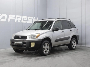Внедорожник Toyota RAV4 2001 года, 670000 рублей, Омск