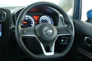Хетчбэк Nissan Note 2017 года, 999000 рублей, Омск