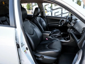 Внедорожник Toyota RAV4 2012 года, 1599000 рублей, Волгоград