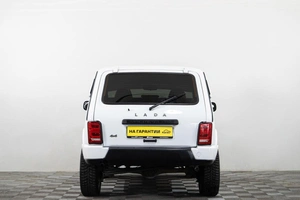 Внедорожник ВАЗ (LADA) Niva 2016 года, 599000 рублей, Сургут