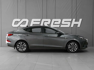 Лифтбек JAC J7 2023 года, 1610111 рублей, Тверь