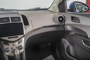 Седан Chevrolet Aveo 2012 года, 649000 рублей, Томск