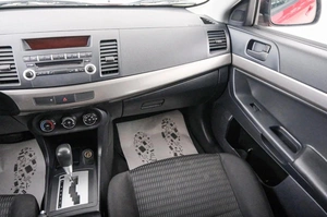 Седан Mitsubishi Lancer 2012 года, 899000 рублей, Красноярск