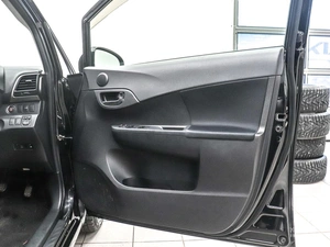 Хетчбэк Toyota Ractis 2011 года, 790000 рублей, Красноярск