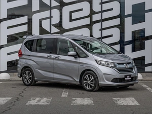 Минивэн Honda Freed+ 2018 года, 1680000 рублей, Краснодар