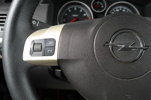 Седан Opel Astra 2008 года, 559000 рублей, Тюмень