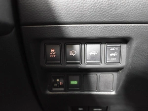 Внедорожник Nissan X-Trail 2016 года, 1670000 рублей, Казань