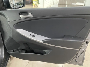 Седан Hyundai Solaris 2015 года, 1087000 рублей, Солонцы