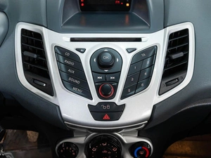 Хетчбэк Ford Fiesta 2011 года, 679000 рублей, Ставрополь