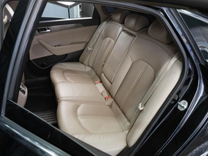 Седан Hyundai Sonata 2018 года, 1999000 рублей, Тюмень