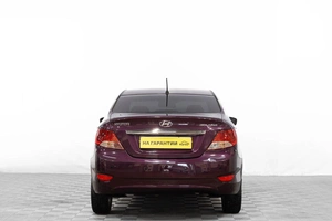 Седан Hyundai Solaris 2014 года, 1189000 рублей, Барнаул