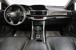 Седан Honda Accord 2013 года, 1849000 рублей, Новосибирск